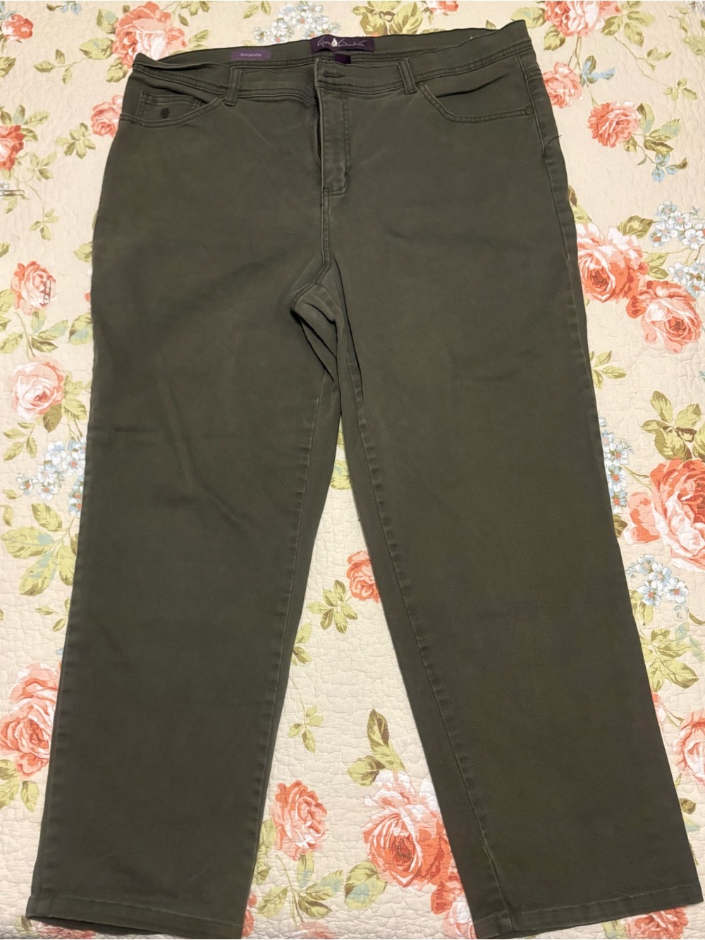 Gloria Vanderbilt Women's High Rise Tapered Jeans Olive Green Size 18W